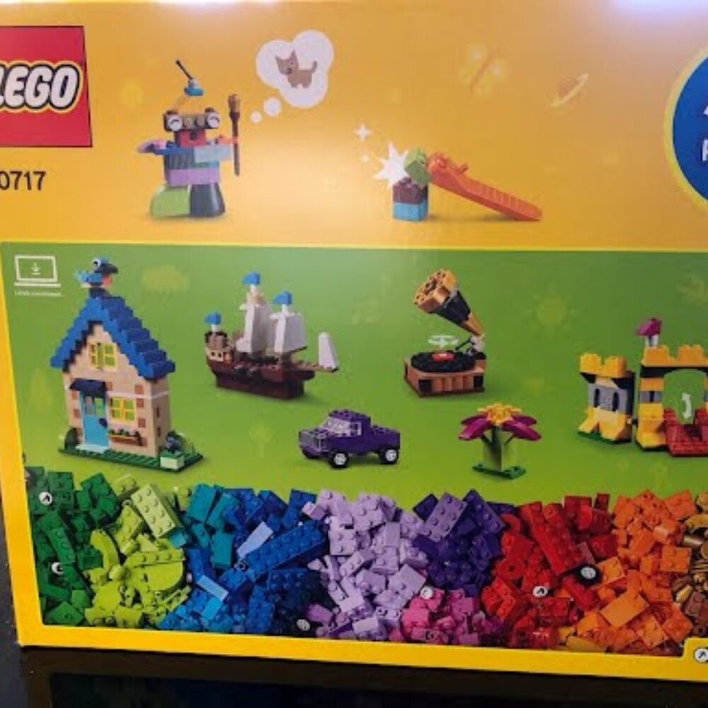 SOLD NEW Classic Bricks Bricks Bricks 10717 1500 pcs